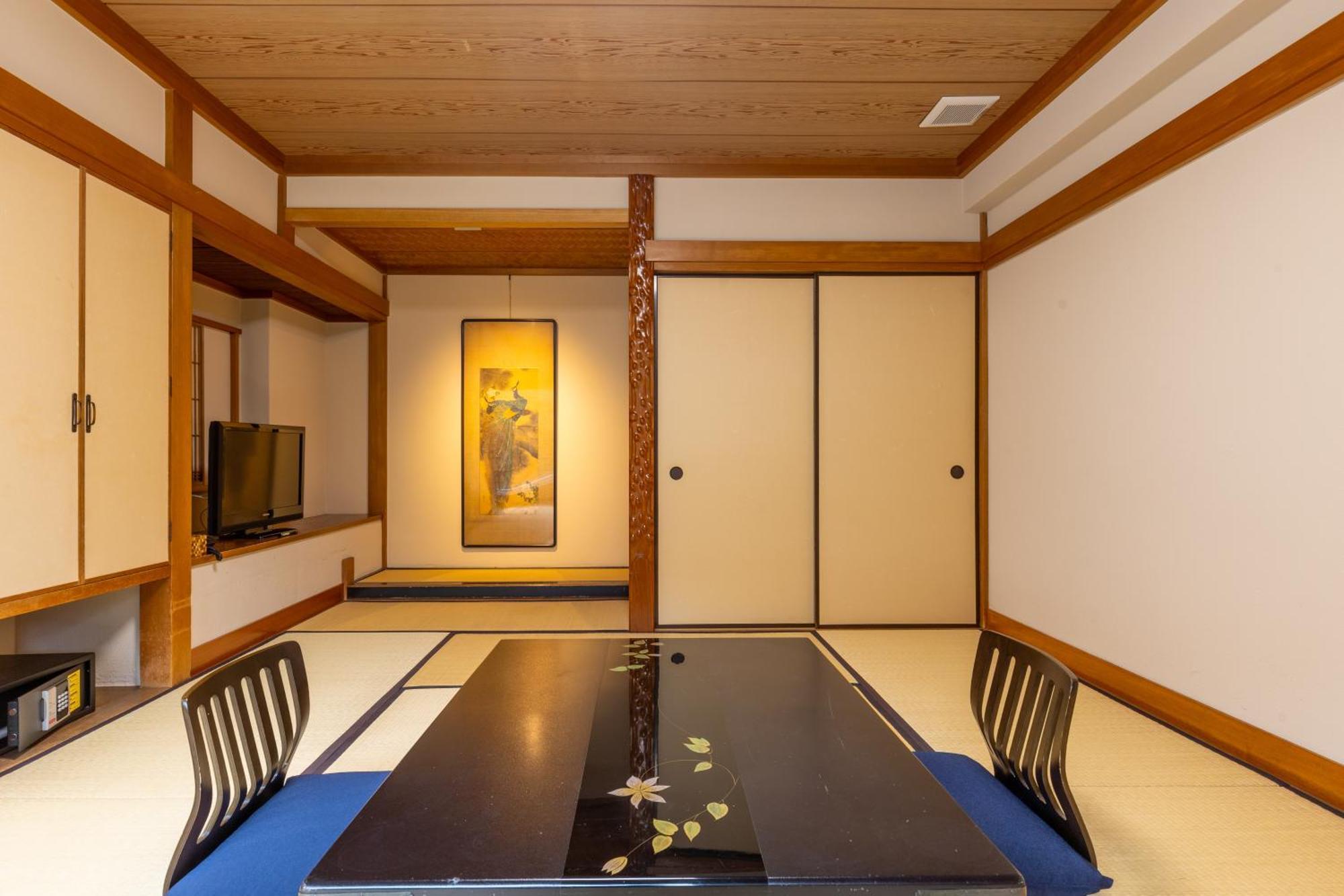 Yoshiike Ryokan Хаконе Номер фото