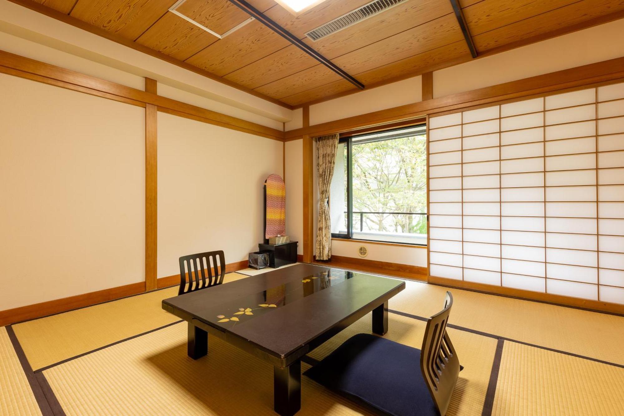 Yoshiike Ryokan Хаконе Номер фото