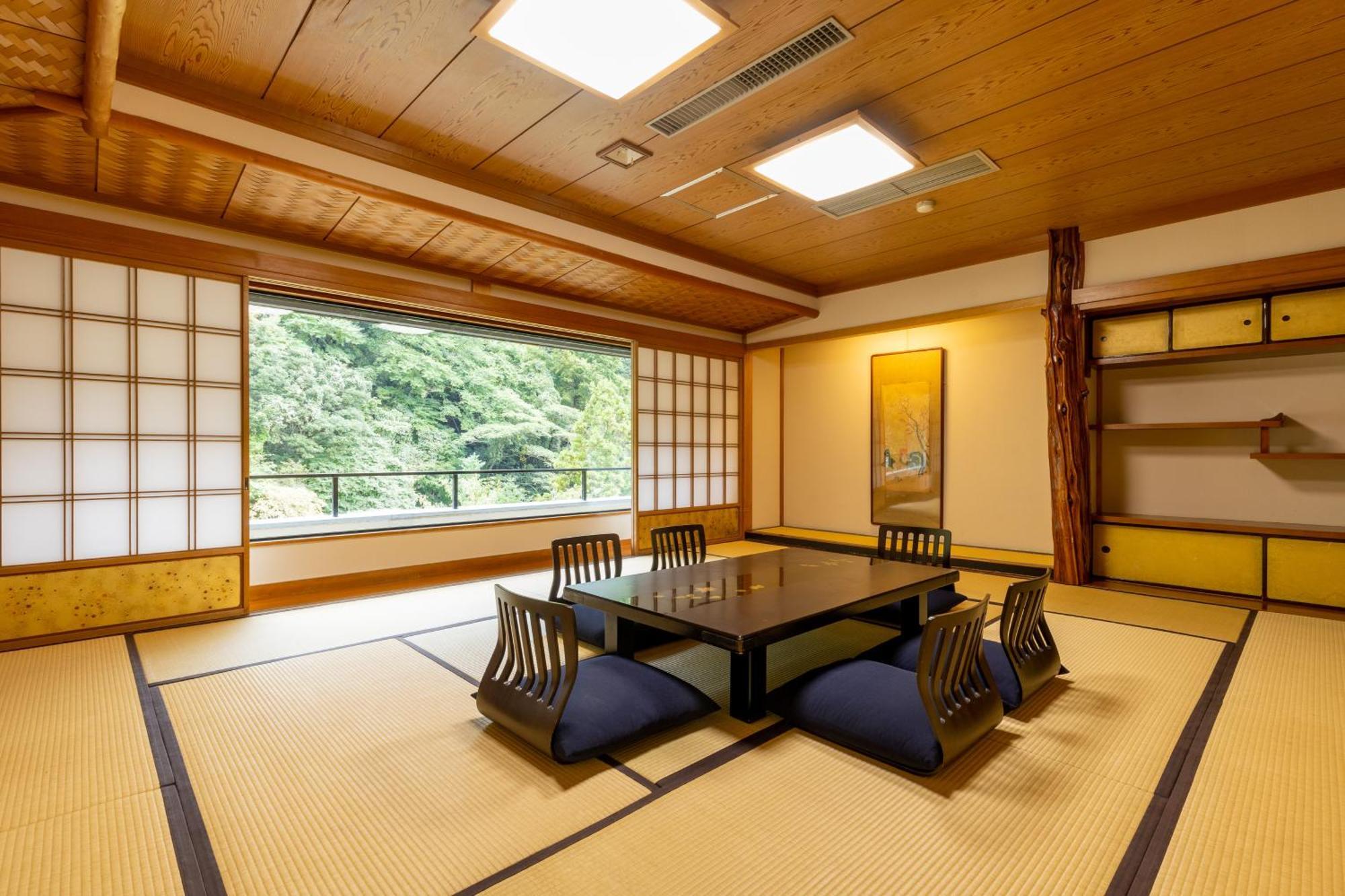 Yoshiike Ryokan Хаконе Номер фото